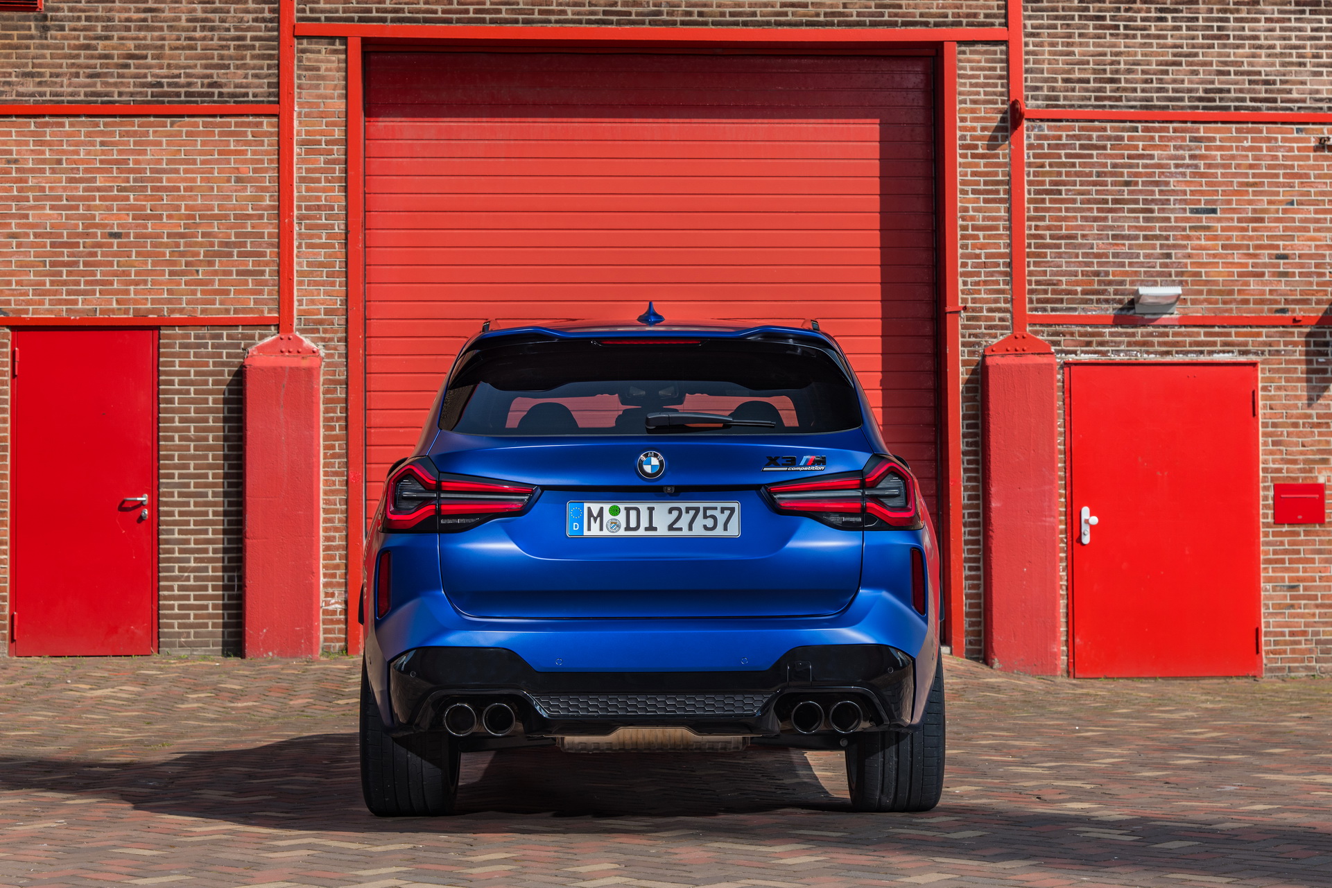 Download 2022 BMW X3 M Competition - Rear HD Wallpaper 1921x1281 #35