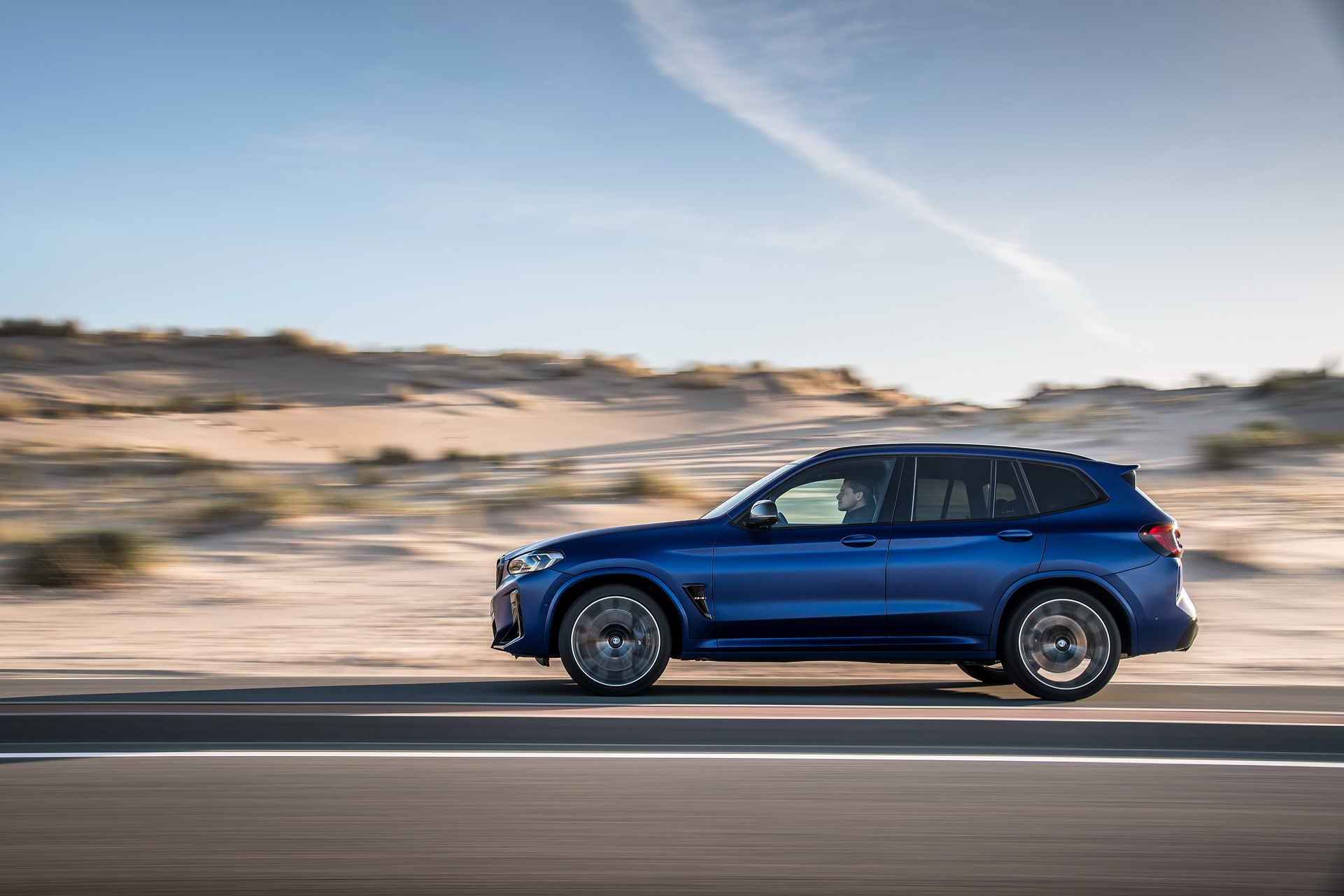 Download 2022 BMW X3 M Competition - Side HD Wallpaper 1921x1281 #16