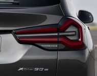 2022 BMW X3 xDrive 30e - Tail Light Wallpaper 190x150