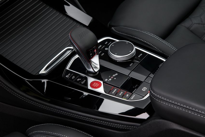 2022 BMW X4 M Competition - Central Console Wallpaper 850x567 #46