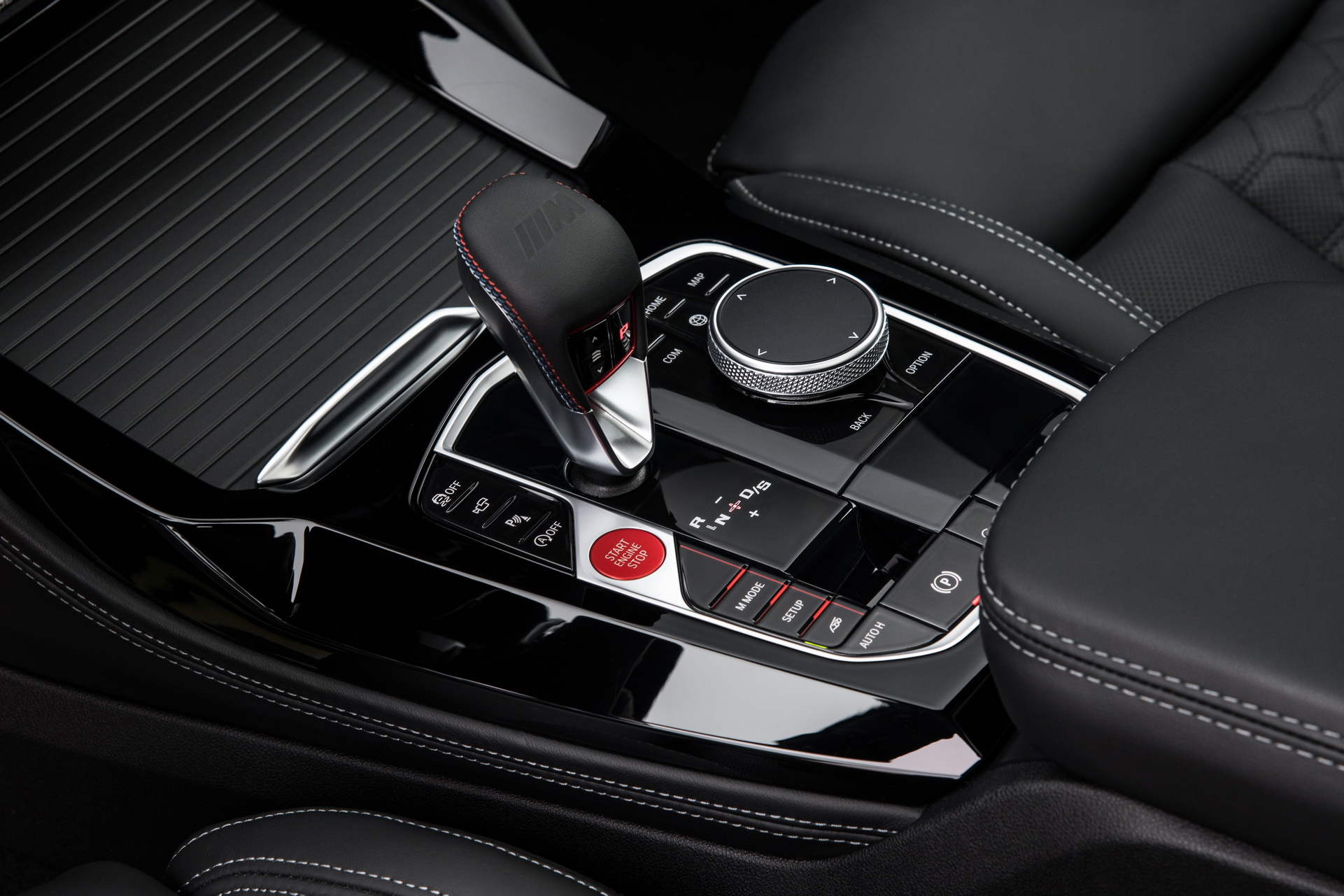 Download 2022 BMW X4 M Competition - Central Console HD Wallpaper 1921x1281 #46