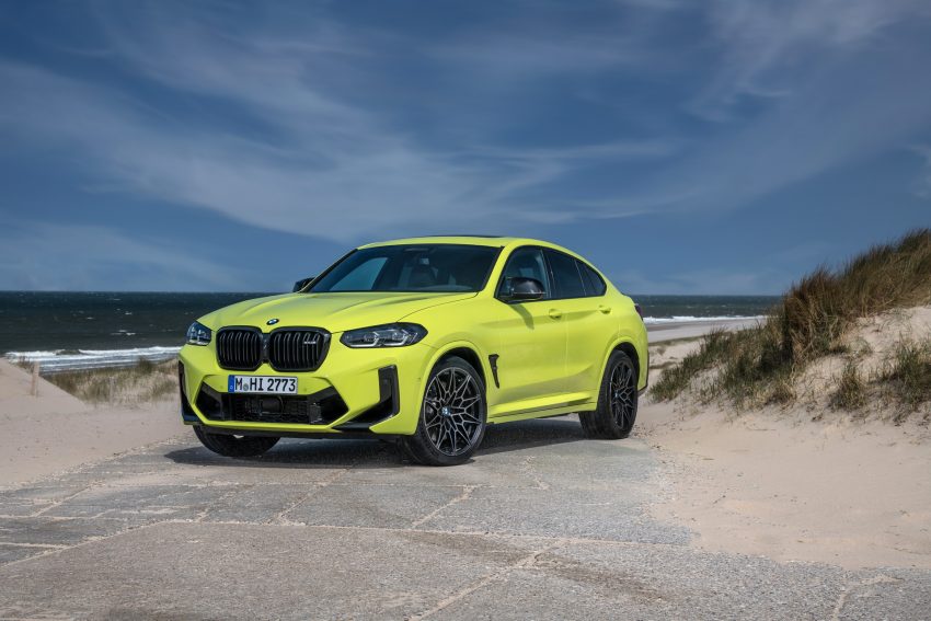 2022 BMW X4 M Competition - Front Three-Quarter Wallpaper 850x567 #11