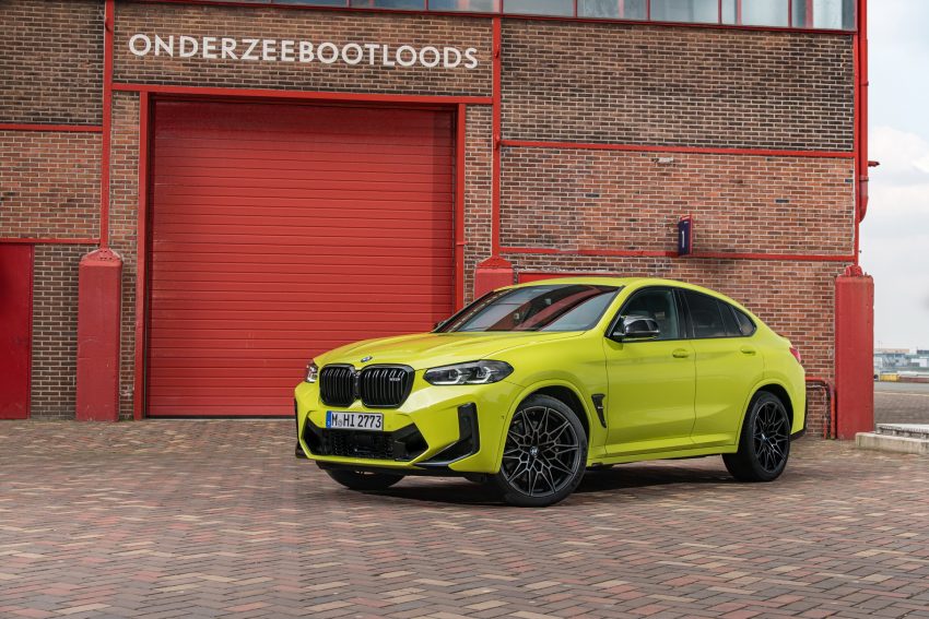 2022 BMW X4 M Competition - Front Three-Quarter Wallpaper 850x567 #27
