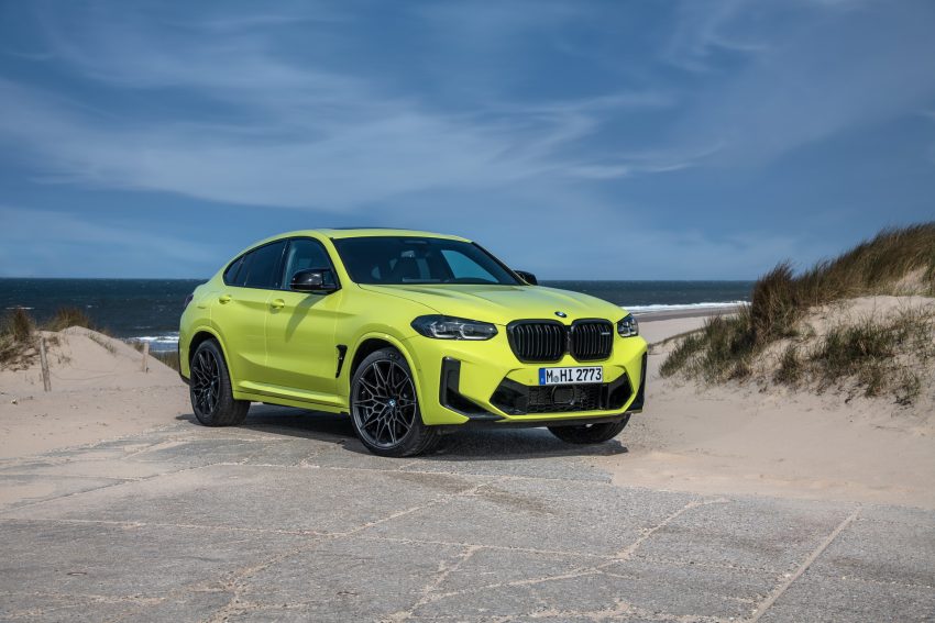 2022 BMW X4 M Competition - Front Three-Quarter Wallpaper 850x567 #12
