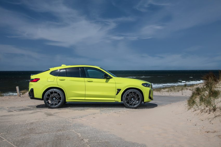 2022 BMW X4 M Competition - Side Wallpaper 850x567 #17