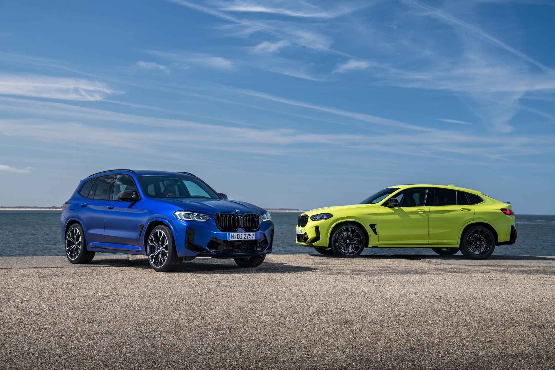 Download 2022 BMW X4 M Competition and BMW X3 M Competition HD Wallpaper 1921x1281 #20
