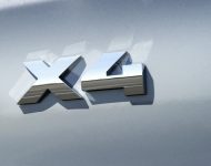 2022 BMW X4 M40i - Badge Wallpaper 190x150