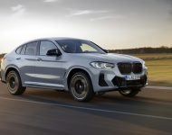 2022 BMW X4 M40i - Front Three-Quarter Wallpaper 190x150