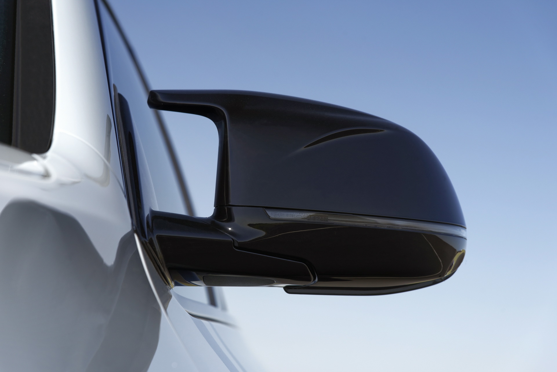 Download 2022 BMW X4 M40i - Mirror HD Wallpaper 1921x1282 #23