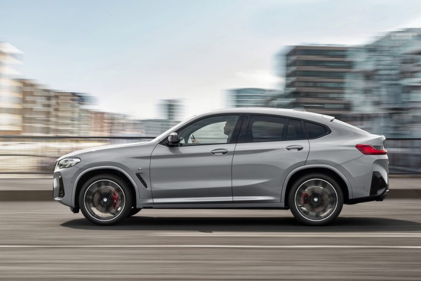 2022 BMW X4 M40i - Side Wallpaper 850x568 #15