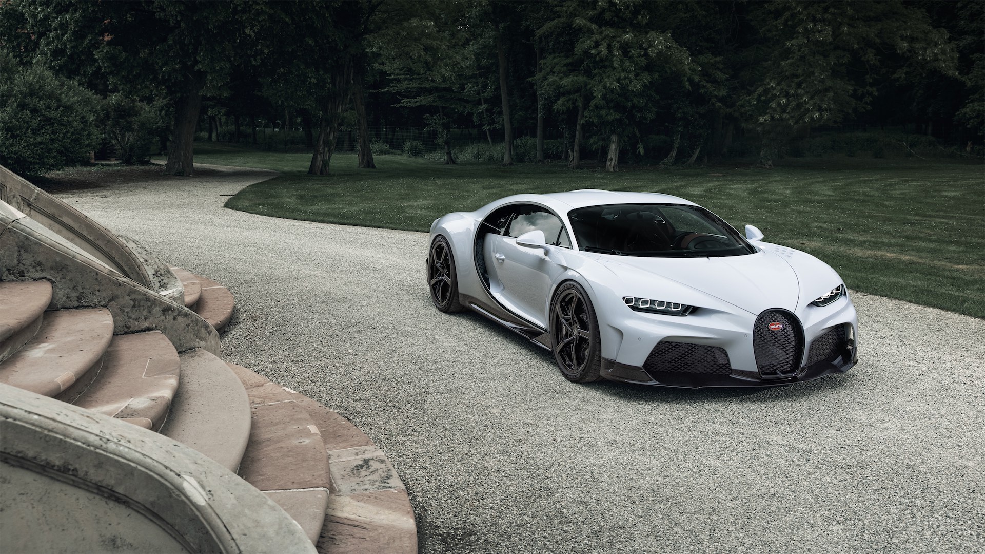 Download 2022 Bugatti Chiron Super Sport - Front Three-Quarter HD Wallpaper 1920x1079 #25