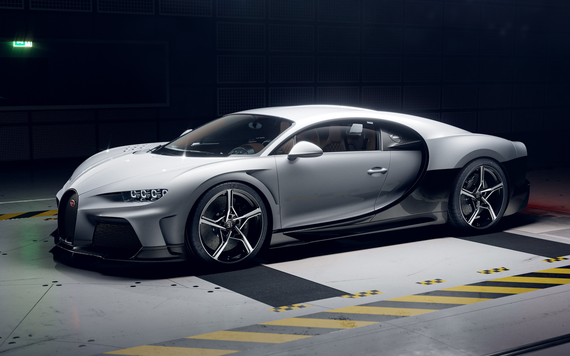 Download 2022 Bugatti Chiron Super Sport - Front Three-Quarter HD Wallpaper 1920x1202 #31
