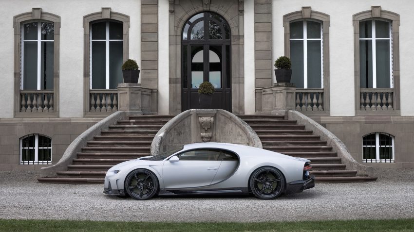 2022 Bugatti Chiron Super Sport - Side Wallpaper 850x478 #28