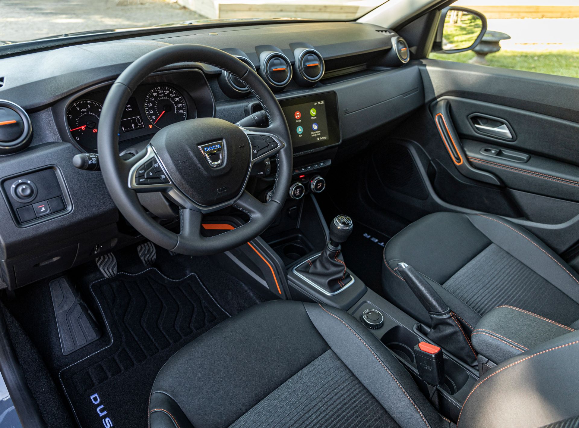 Download 2022 Dacia Duster Extreme - Interior HD Wallpaper 1920x1421 #35