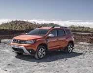 2022 Dacia Duster - Front Three-Quarter Wallpaper 190x150
