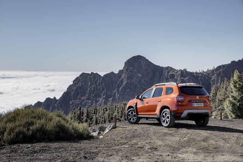 2022 Dacia Duster - Rear Three-Quarter Wallpaper 850x567 #9