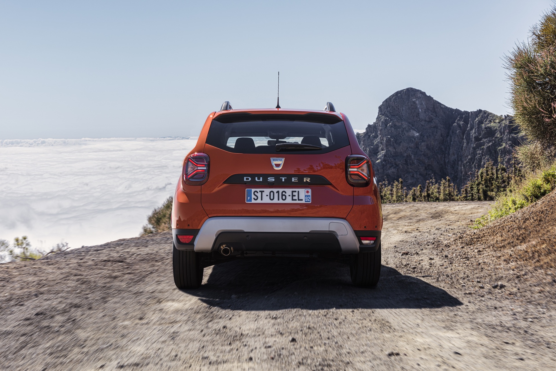 Download 2022 Dacia Duster - Rear HD Wallpaper 1920x1280 #10