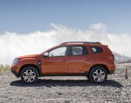 2022 Dacia Duster - Side Wallpaper 190x150