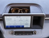 2022 Ford Maverick 2L-EcoBoost AWD Lariat - Central Console Wallpaper 190x150