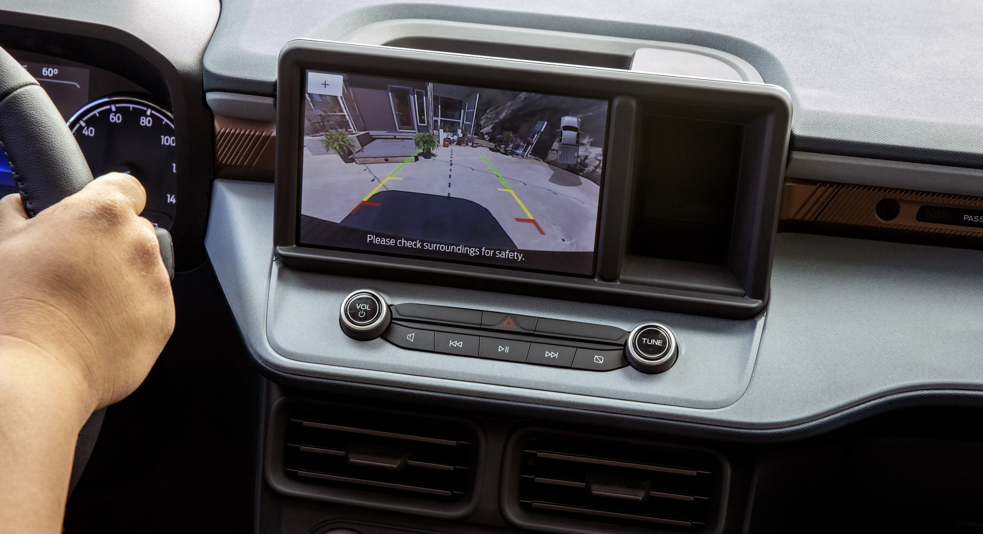 Download 2022 Ford Maverick 2L-EcoBoost AWD Lariat - Central Console HD Wallpaper 1920x1044 #27