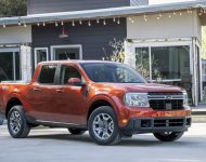 2022 Ford Maverick 2L-EcoBoost AWD Lariat - Front Three-Quarter Wallpaper 190x150