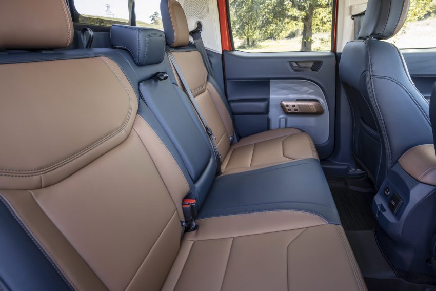 2022 Ford Maverick 2L-EcoBoost AWD Lariat - Interior, Rear Seats Wallpaper 850x567 #36