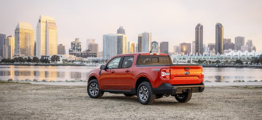 2022 Ford Maverick 2L-EcoBoost AWD Lariat - Rear Three-Quarter Wallpaper 850x391 #10