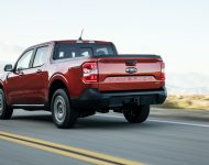 2022 Ford Maverick 2L-EcoBoost AWD Lariat - Rear Three-Quarter Wallpaper 190x150