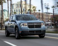 2022 Ford Maverick XLT - Front Three-Quarter Wallpaper 190x150