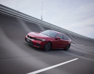 2022 Honda Civic Hatchback [JP-spec] - Front Three-Quarter Wallpaper 190x150