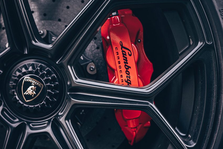 2022 Lamborghini Aventador LP 780-4 Ultimae - Brakes Wallpaper 850x567 #31