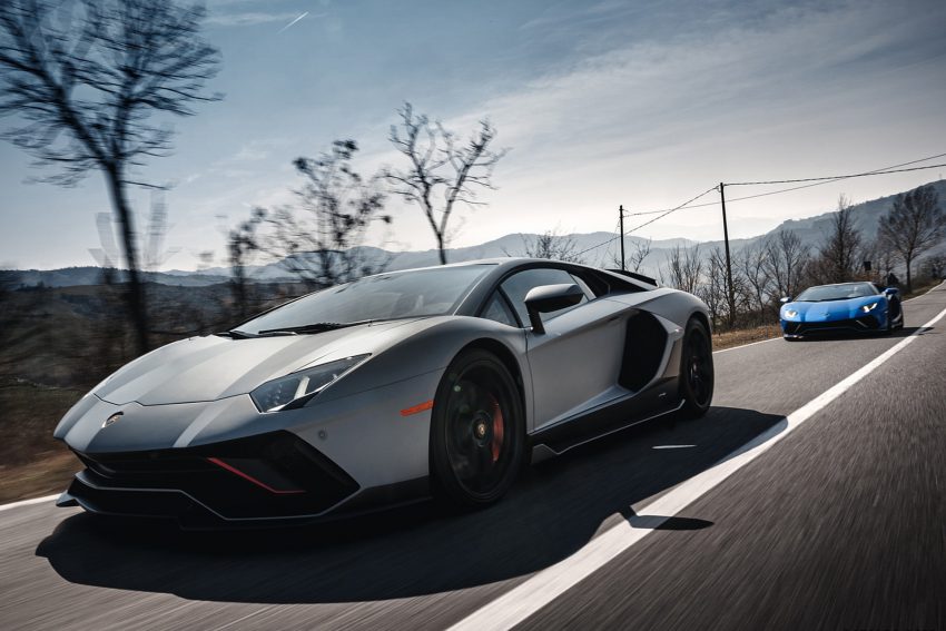 2022 Lamborghini Aventador LP 780-4 Ultimae - Front Three-Quarter Wallpaper 850x567 #3