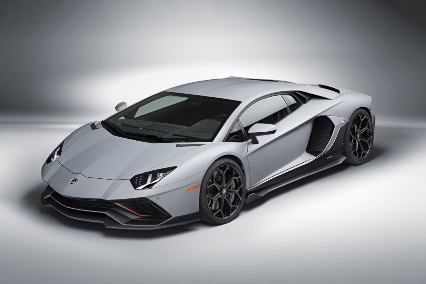 2022 Lamborghini Aventador LP 780-4 Ultimae - Front Three-Quarter Wallpaper 850x567 #61