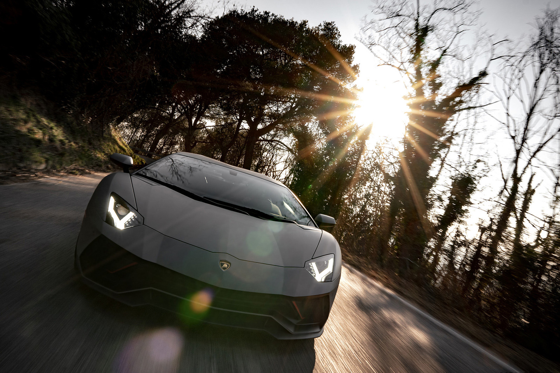 Download 2022 Lamborghini Aventador LP 780-4 Ultimae - Front HD Wallpaper 1921x1281 #22