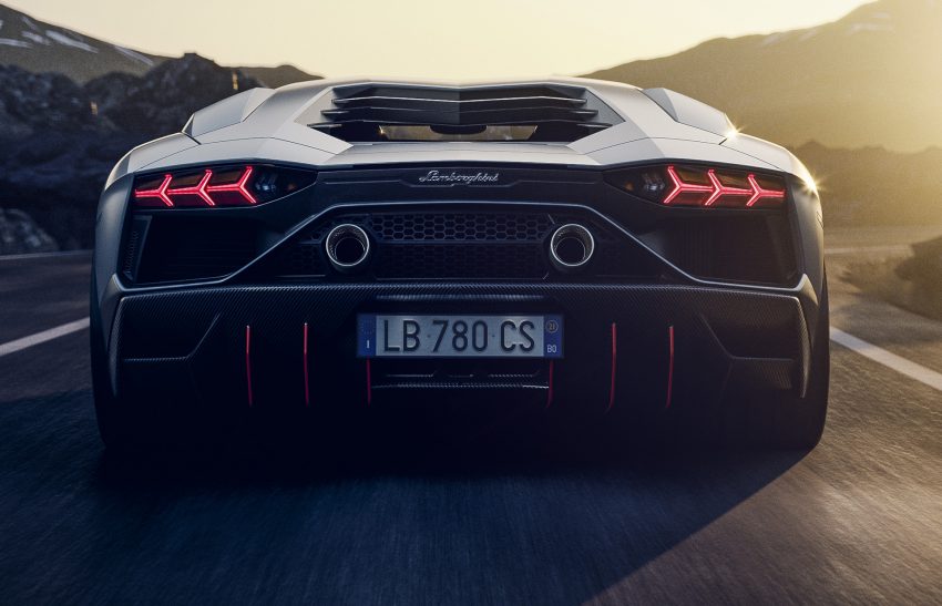 2022 Lamborghini Aventador LP 780-4 Ultimae - Rear Wallpaper 850x547 #48