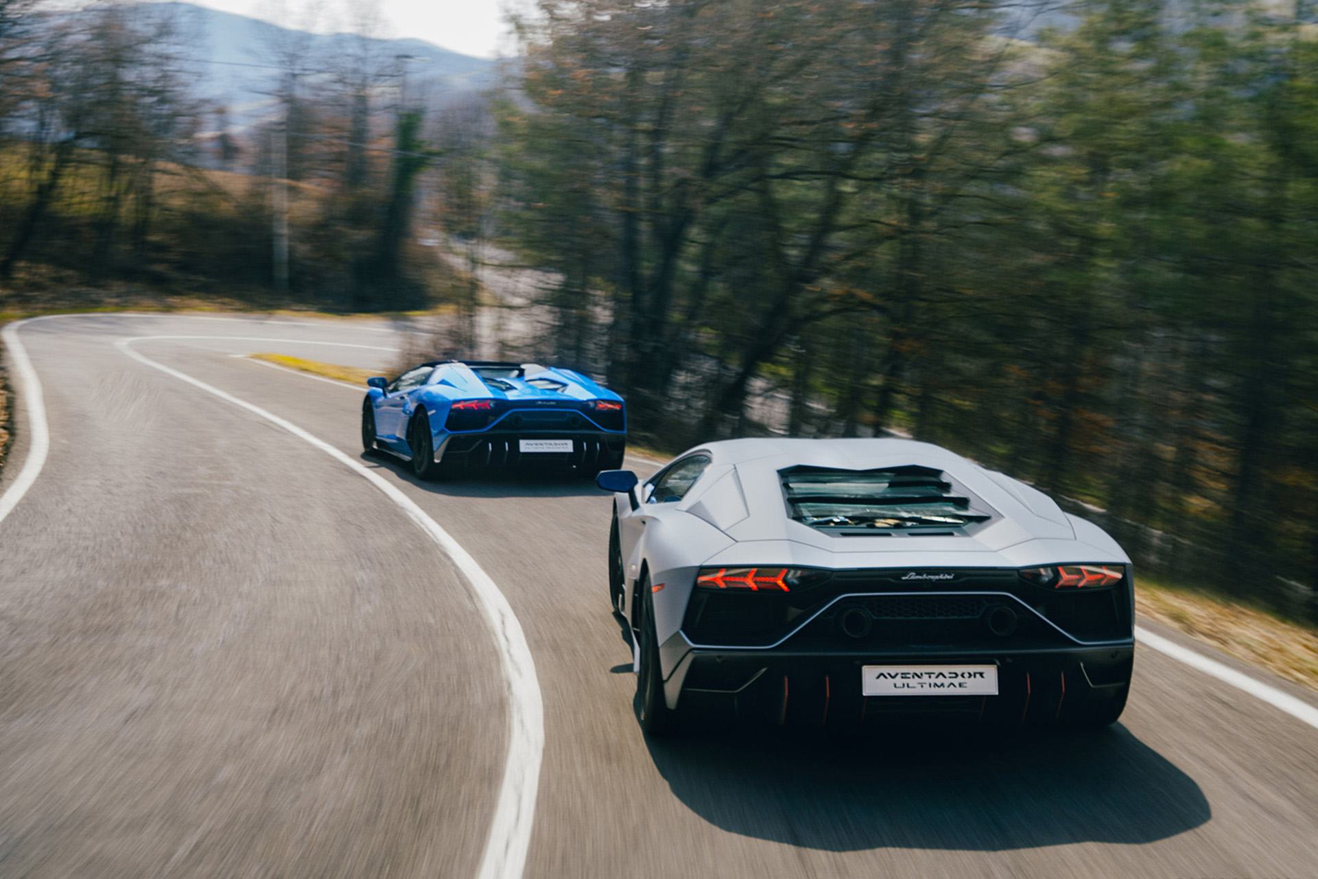 Download 2022 Lamborghini Aventador LP 780-4 Ultimae - Rear HD Wallpaper 1921x1281 #11