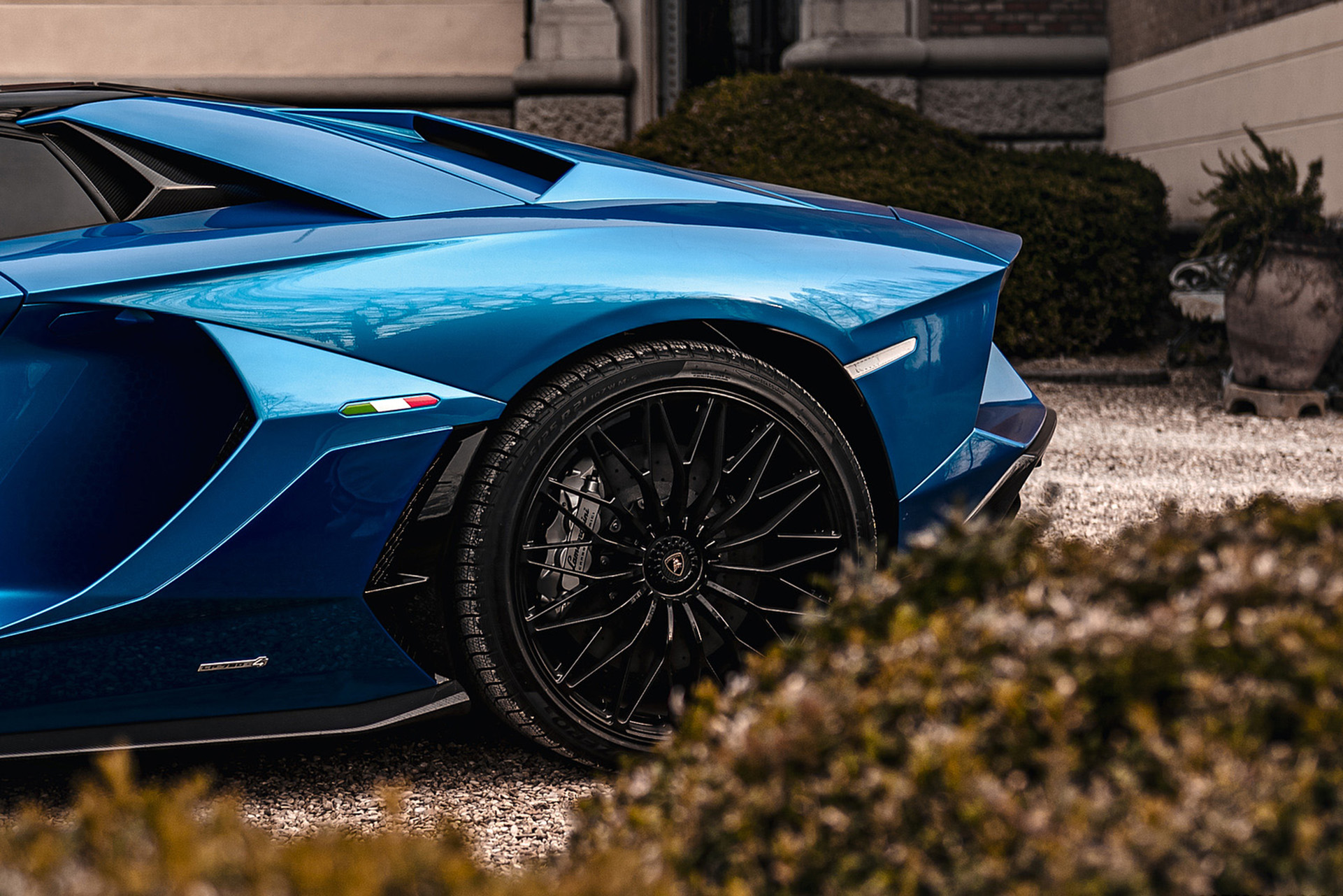 Download 2022 Lamborghini Aventador LP 780-4 Ultimae Roadster - Detail HD Wallpaper 1921x1281 #31