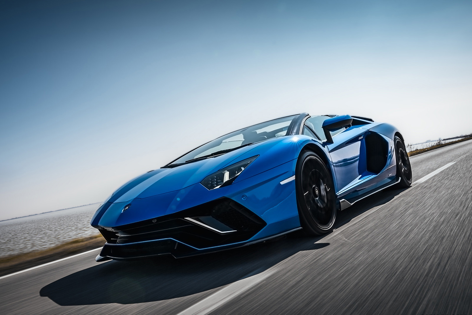 Download 2022 Lamborghini Aventador LP 780-4 Ultimae Roadster - Front Three-Quarter HD Wallpaper 1921x1281 #6