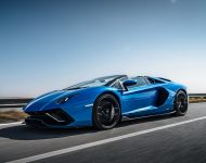 2022 Lamborghini Aventador LP 780-4 Ultimae Roadster - Front Three-Quarter Wallpaper 190x150