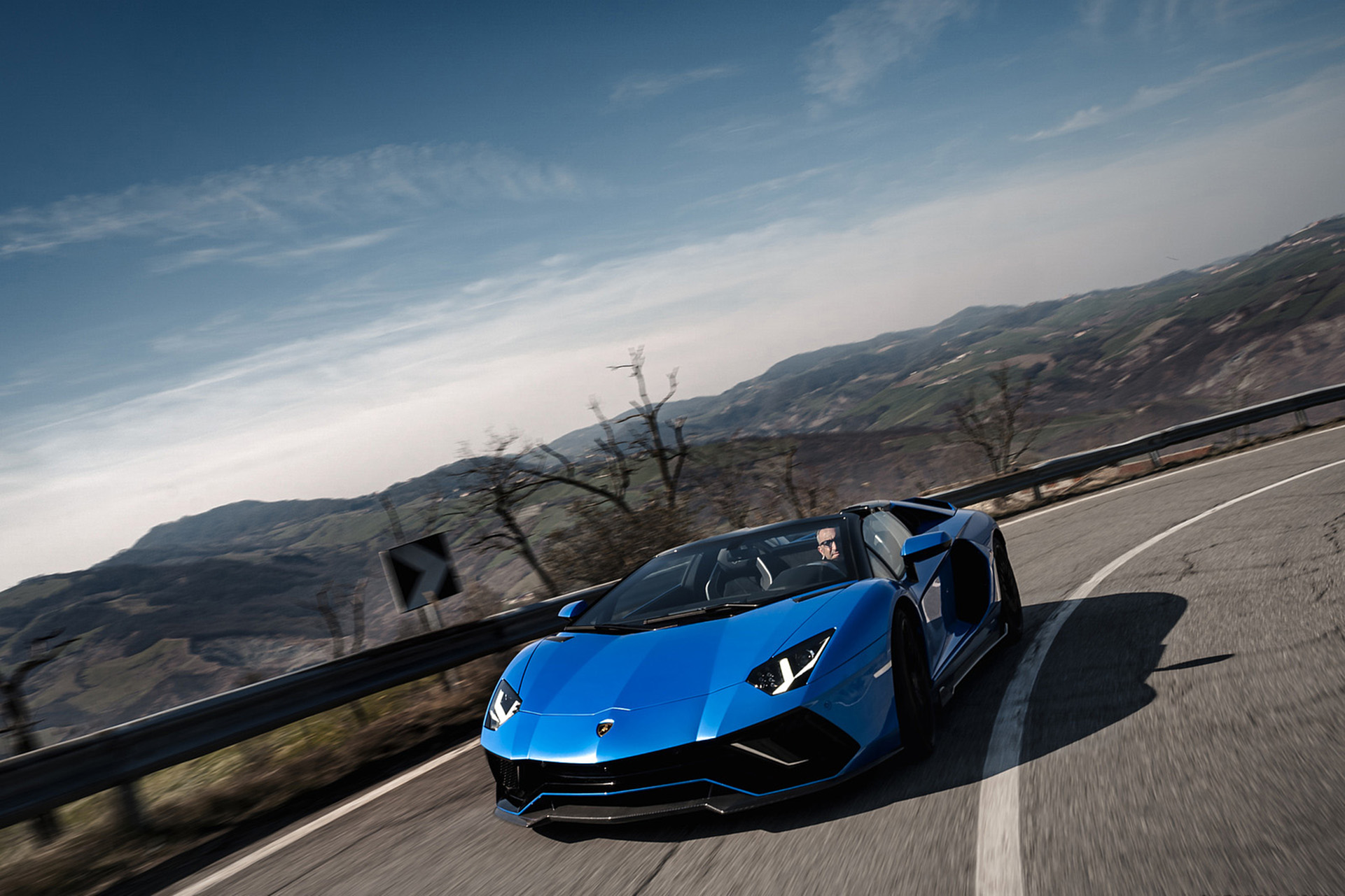 Download 2022 Lamborghini Aventador LP 780-4 Ultimae Roadster - Front HD Wallpaper 1921x1281 #15