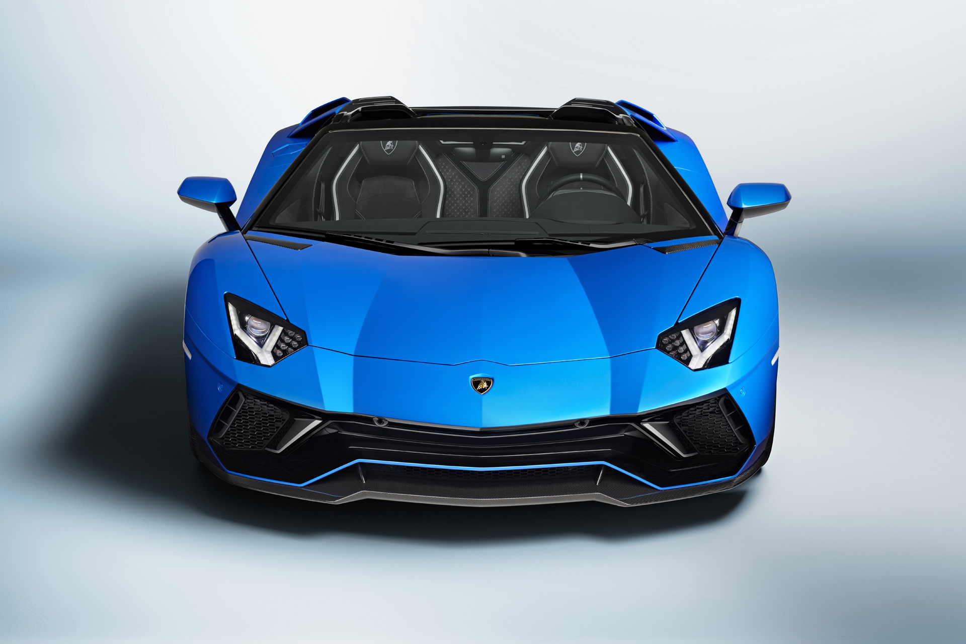 Download 2022 Lamborghini Aventador LP 780-4 Ultimae Roadster - Front HD Wallpaper 1920x1280 #50