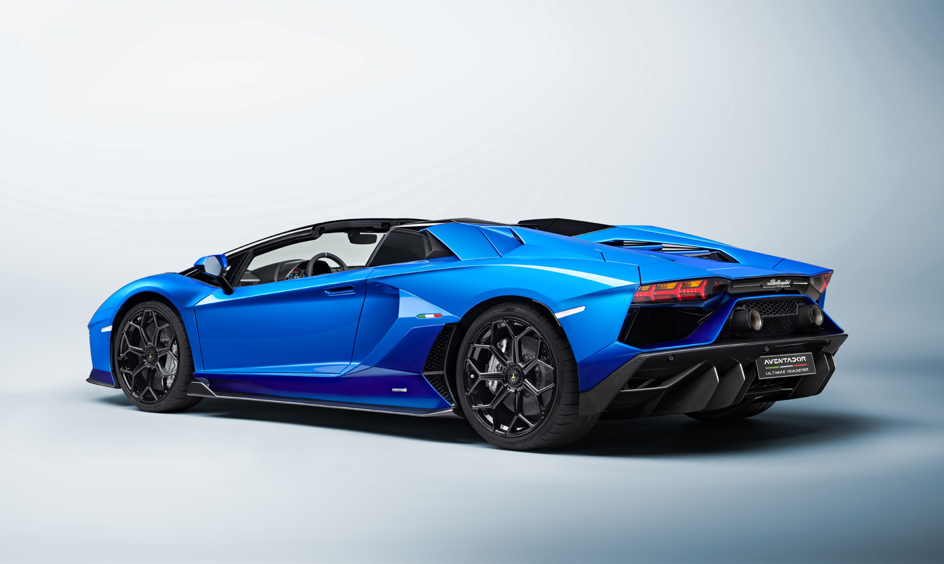 Download 2022 Lamborghini Aventador LP 780-4 Ultimae Roadster - Rear Three-Quarter HD Wallpaper 1920x1147 #48