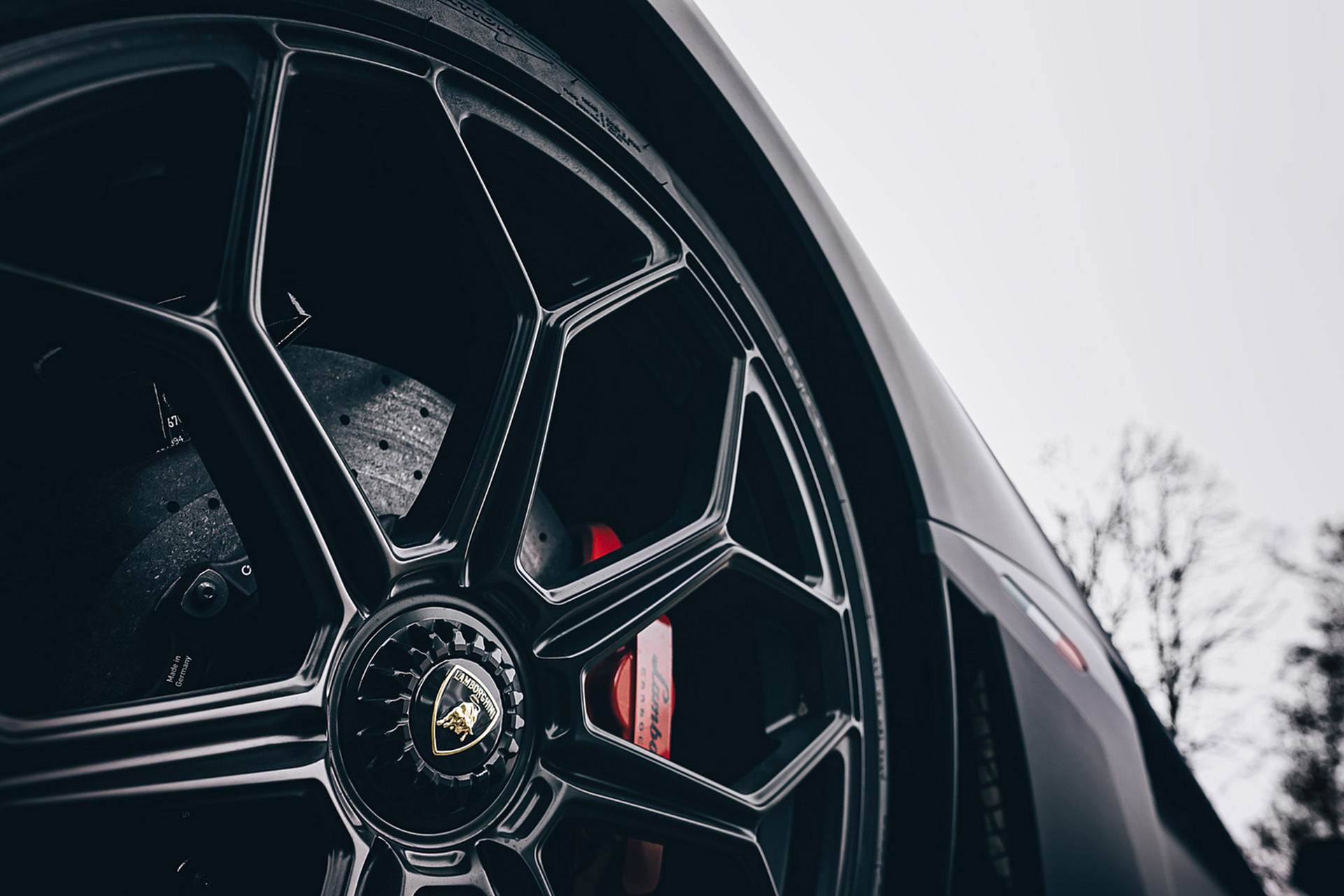 Download 2022 Lamborghini Aventador LP 780-4 Ultimae - Wheel HD Wallpaper 1921x1281 #32