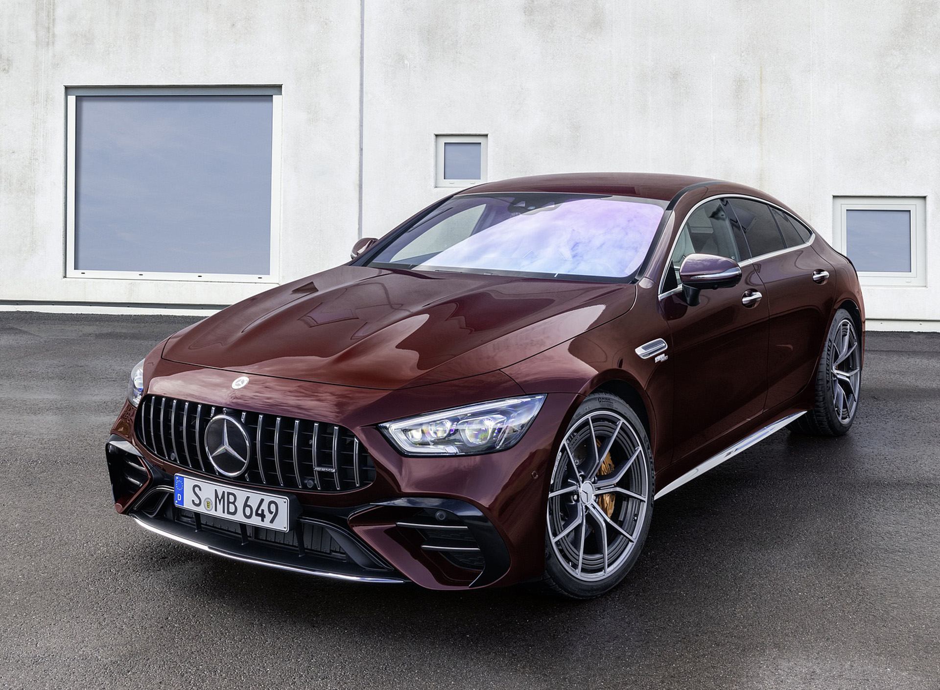 Download 2022 Mercedes-AMG GT 53 4MATIC+ 4-Door Coupe - Front Three-Quarter HD Wallpaper 1920x1409 #7