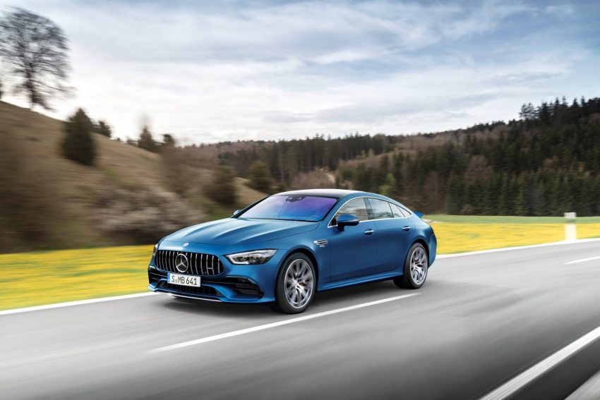 2022 Mercedes-AMG GT 53 4MATIC+ 4-Door Coupe - Front Three-Quarter Wallpaper 850x567 #21