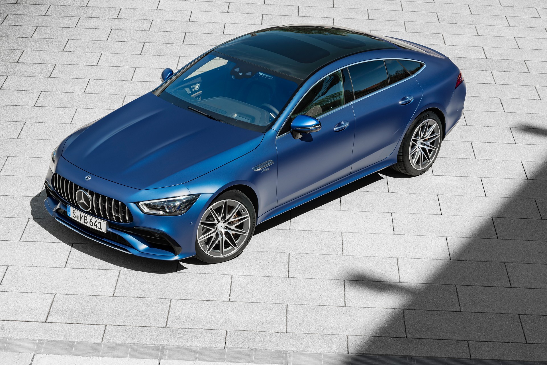 Download 2022 Mercedes-AMG GT 53 4MATIC+ 4-Door Coupe - Front Three-Quarter HD Wallpaper 1920x1280 #29