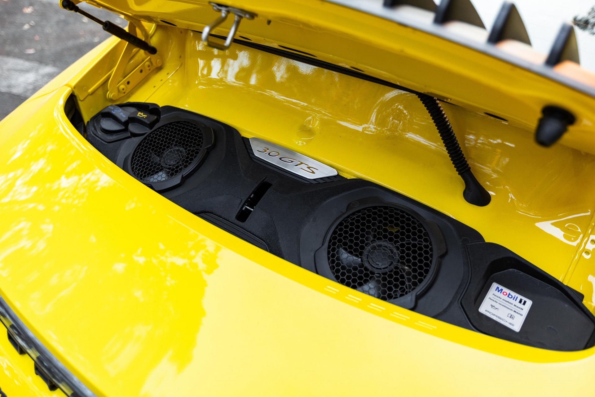 Download 2022 Porsche 911 Carrera GTS - Detail HD Wallpaper 1920x1280 #51