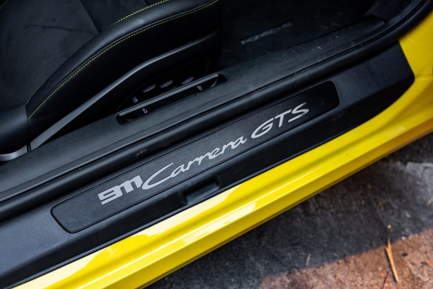 2022 Porsche 911 Carrera GTS - Door Sill Wallpaper 850x567 #52