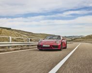 2022 Porsche 911 Carrera GTS - Front Three-Quarter Wallpaper 190x150