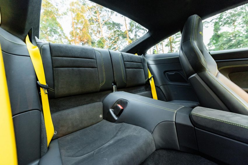 2022 Porsche 911 Carrera GTS - Interior, Rear Seats Wallpaper 850x567 #71